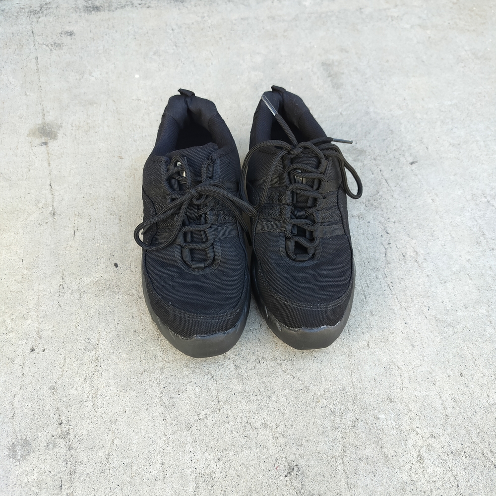 Bloch Boost Canvas Split Sole Dance Sneakers.